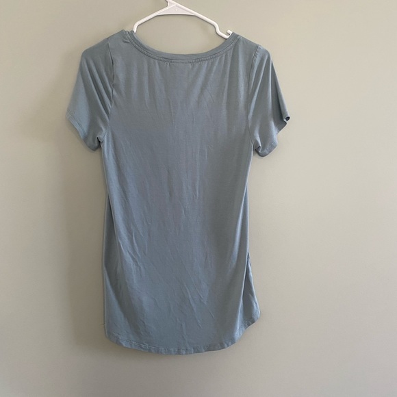 LulaRoe Women's Short Sleeve Tee Shirt | Size Small | Dusty Blue Shade - Picture 4 of 4